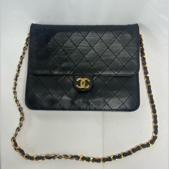 VINTAGE Chanel Shoulder Crossbody Flap Bag - Picture 4 of 14